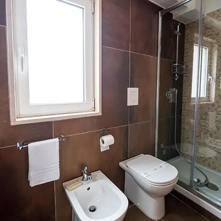 ベッド・アンド・ブレックファスト Arcolobello コラート